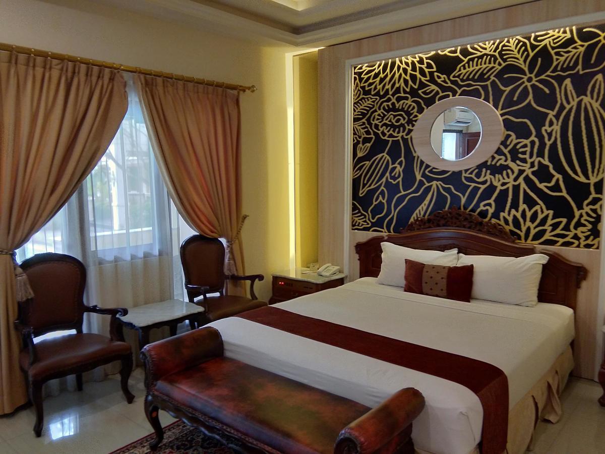 Hotel Indah Palace Yogyakarta Exteriér fotografie