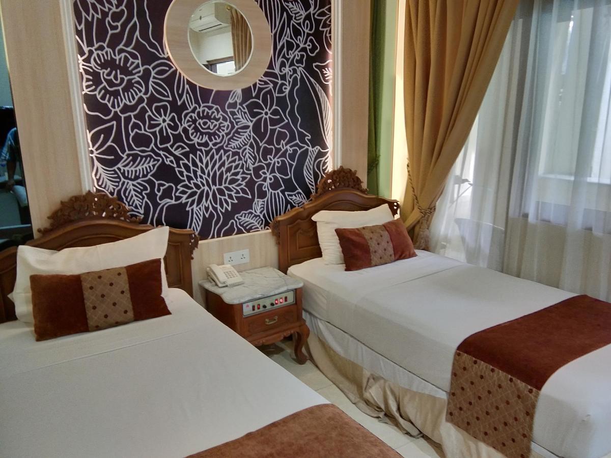 Hotel Indah Palace Yogyakarta Exteriér fotografie