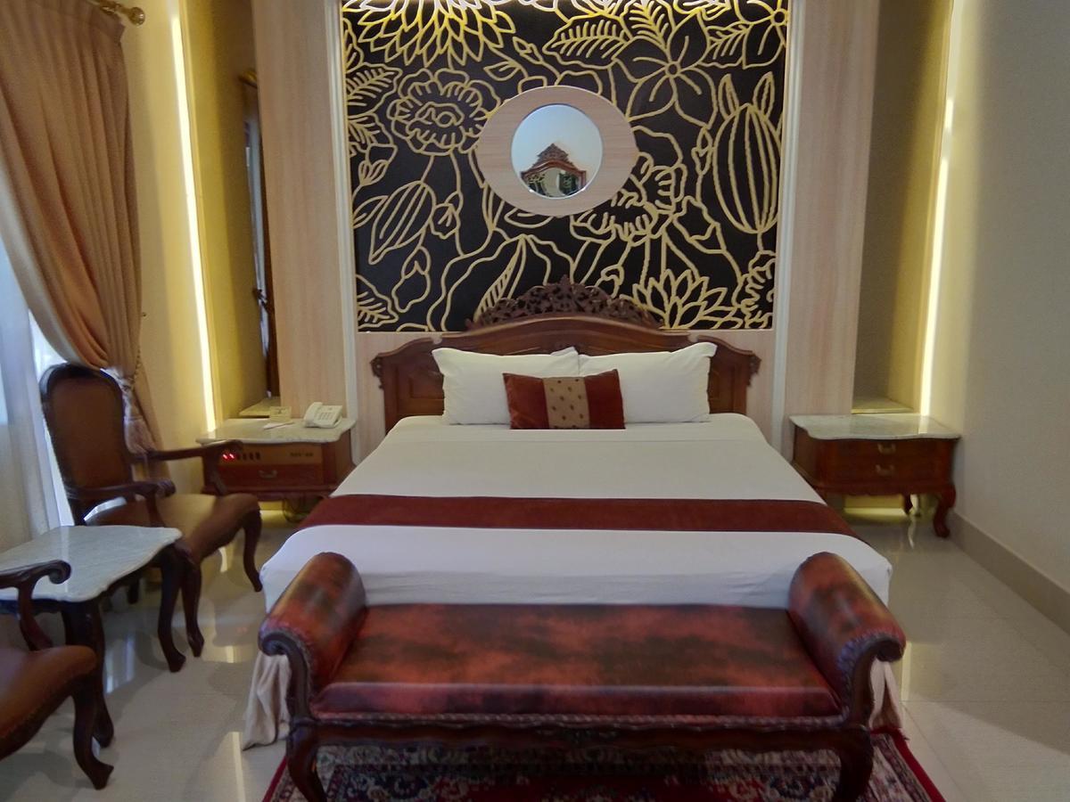 Hotel Indah Palace Yogyakarta Exteriér fotografie