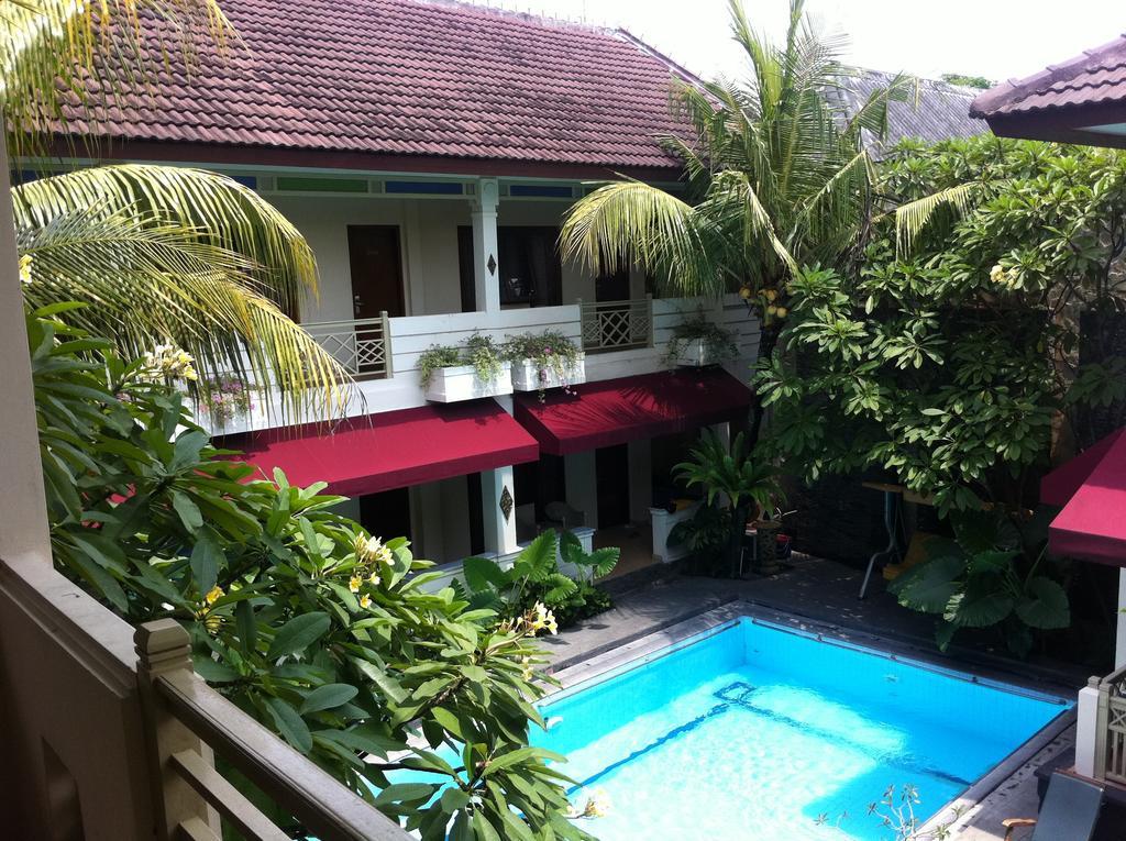 Hotel Indah Palace Yogyakarta Exteriér fotografie