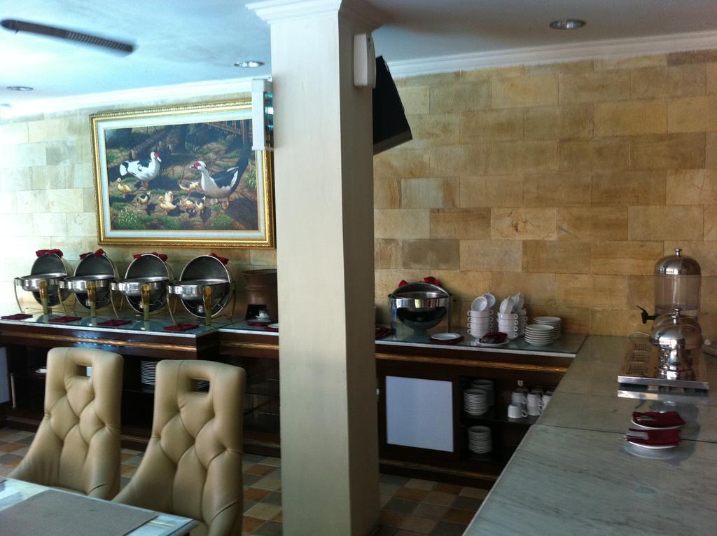 Hotel Indah Palace Yogyakarta Exteriér fotografie