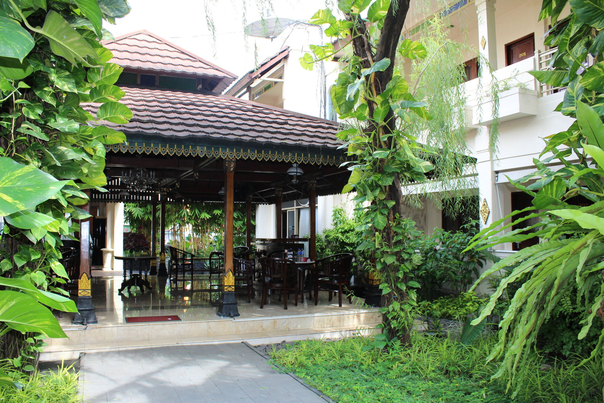 Hotel Indah Palace Yogyakarta Exteriér fotografie