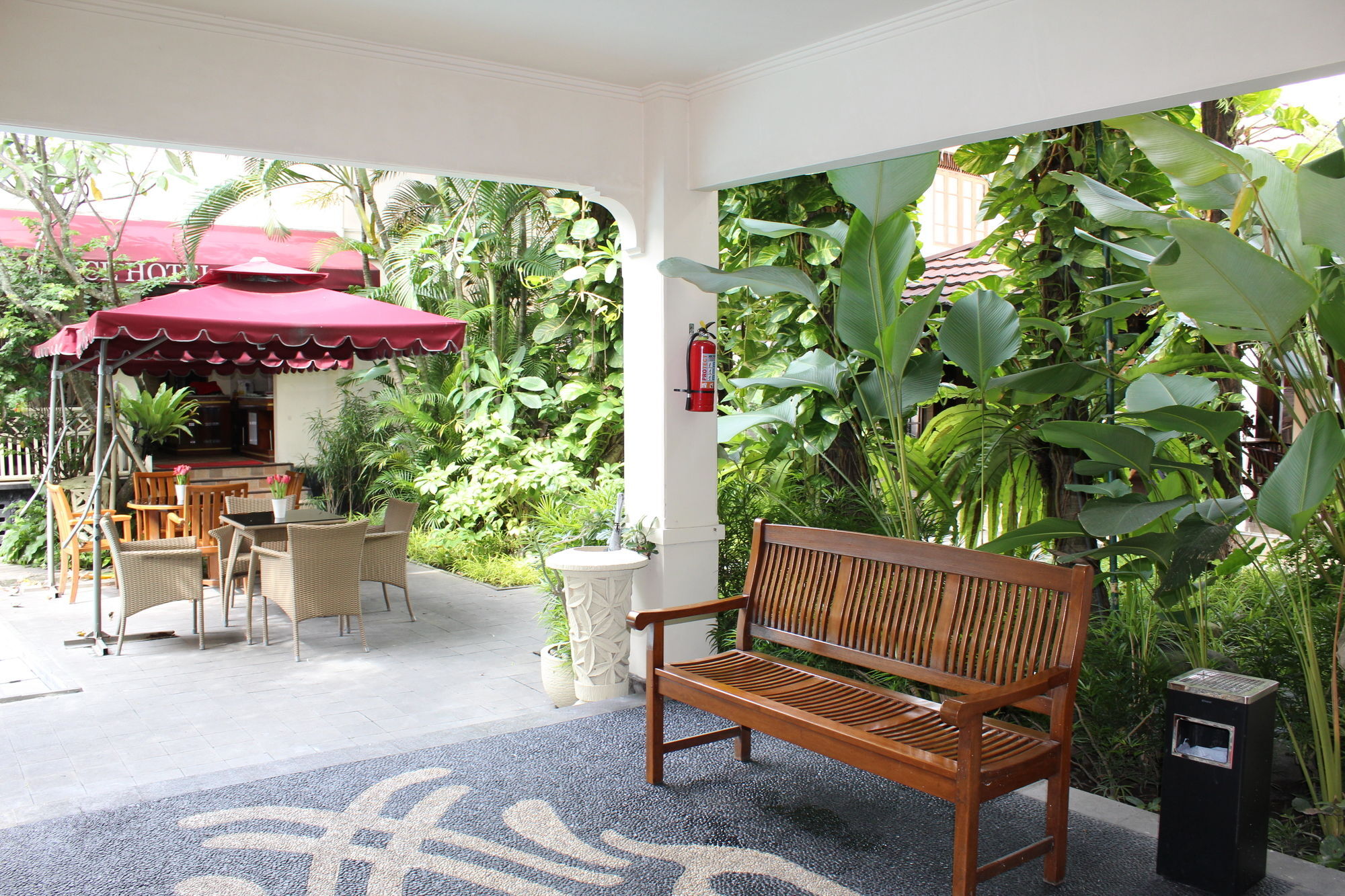 Hotel Indah Palace Yogyakarta Exteriér fotografie