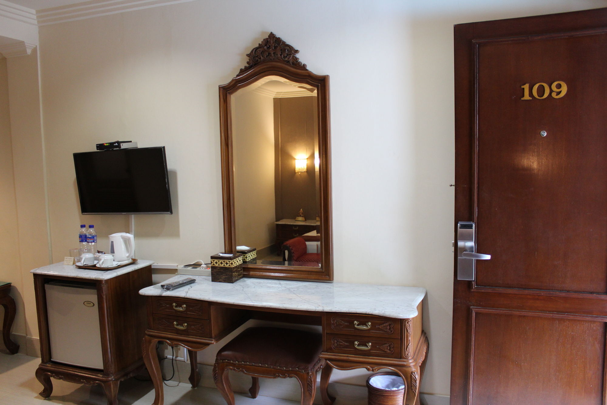 Hotel Indah Palace Yogyakarta Exteriér fotografie